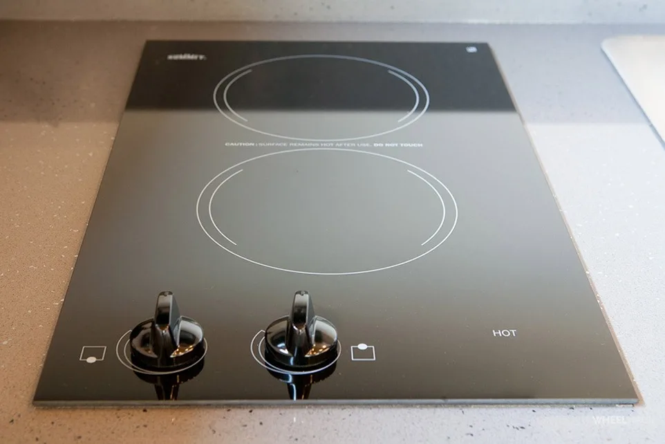 Electric Cooktop - Wedge by Wheelhaus