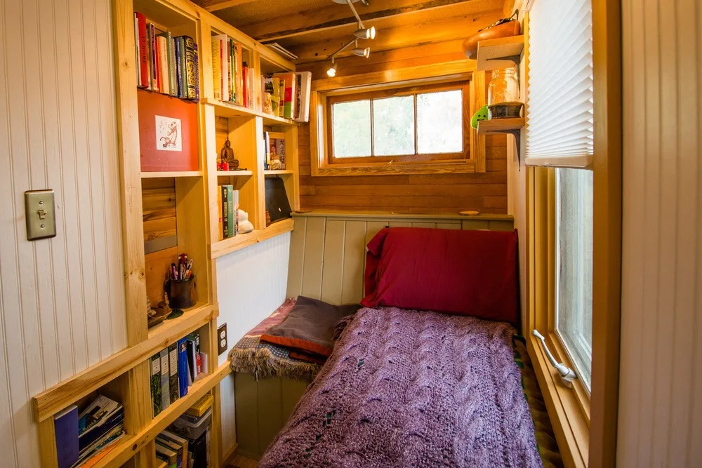 Reading Nook - Bookworm by MitchCraft Tiny Homes