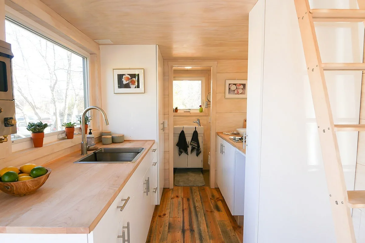 Kitchen - Hiatus by Tongue & Groove Tiny Homes