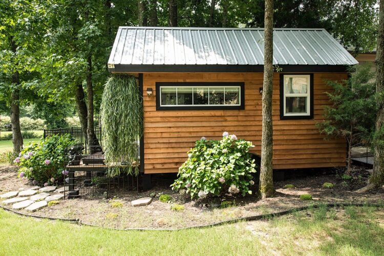Mendy's Shoebox by Tiny Happy Homes