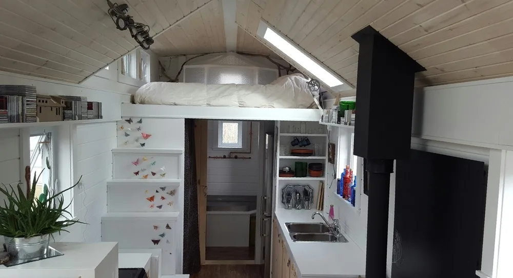Bedroom Loft - T-Berry House by Full Moon Tiny Shelters