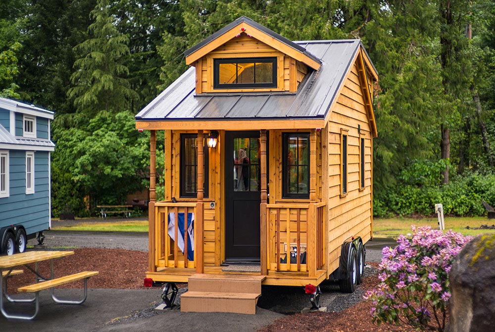 Atticus at Mt. Hood Tiny House Village - Tiny Living