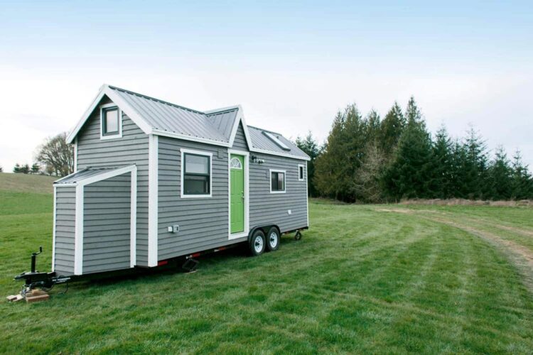 24' Tiny House on Wheels - Emerald by Tiny Heirloom