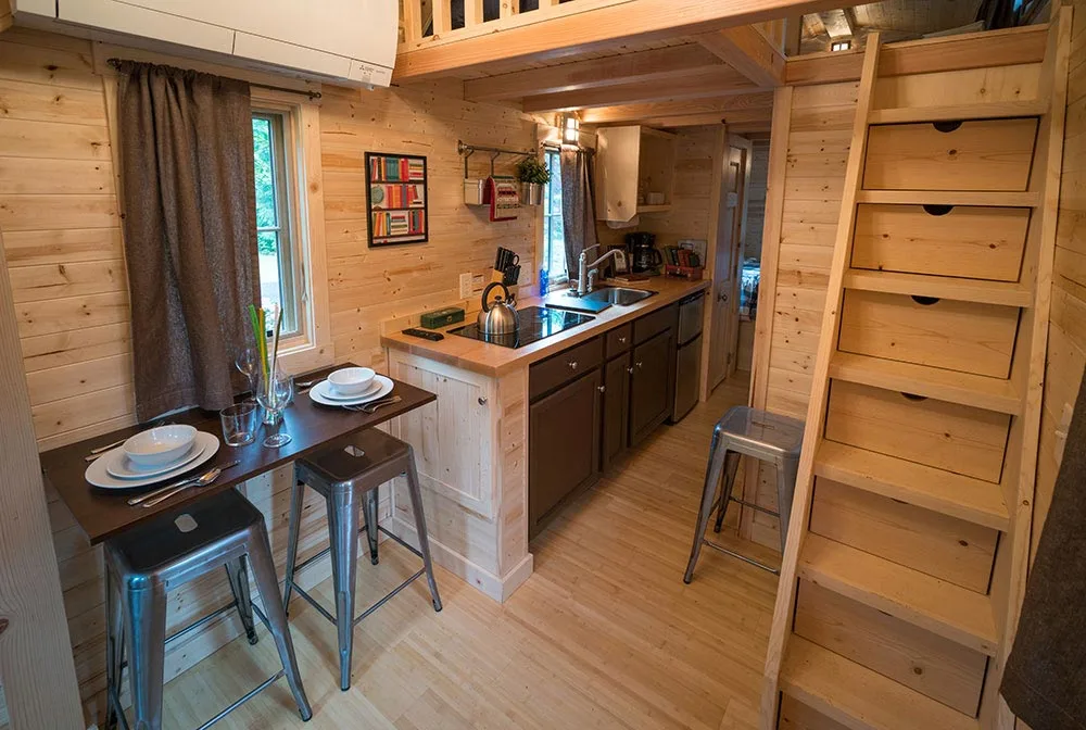 Rustic tiny house with modern accents - Lincoln at Mt. Hood Tiny House Village