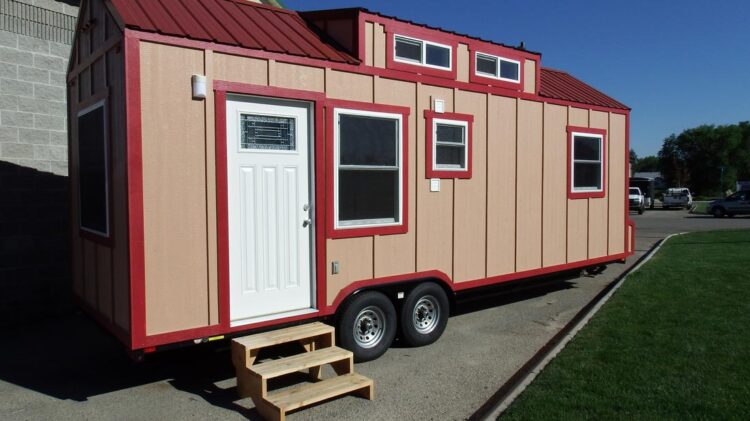 Two-tone exterior - Murphy by Tiny Idahomes