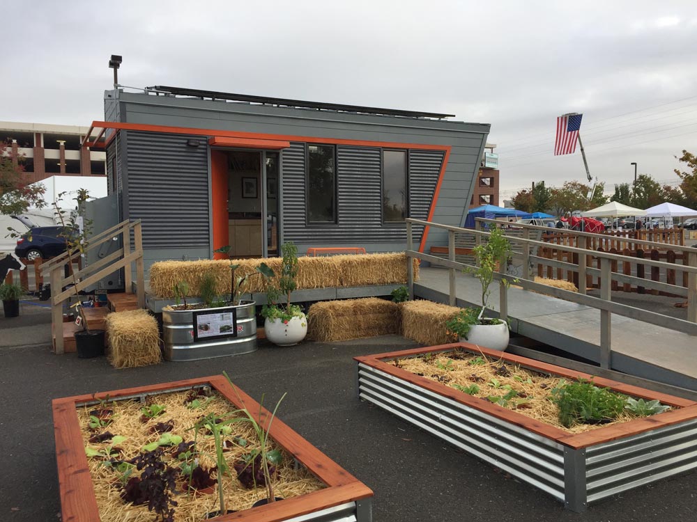 2016 SMUD Tiny House Competition - The Wedge by Laney College