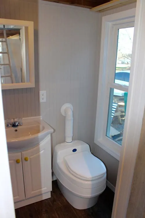 Composting Toilet - Chic Shack by Mini Mansions