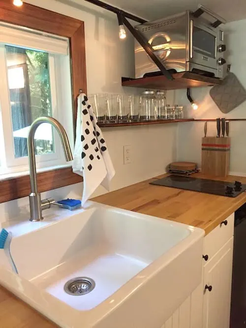 Farm Sink - Makers Tiny House on Guemes Island