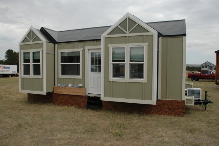 250 sq.ft. Tiny House - Jamboree by Tiny Idahomes