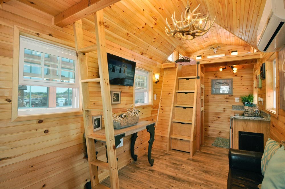 mountaineer-by-tiny-house-building-company-tiny-living