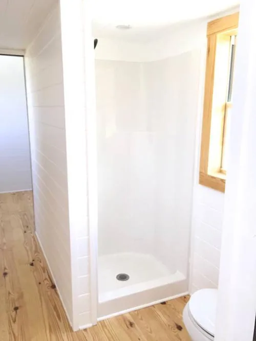 Shower Stall - Irving by Tiny House Construction