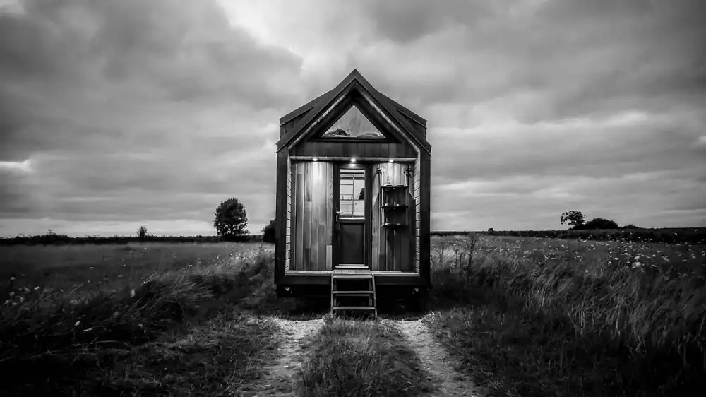 Tiny House with Porch - Odyssee by Baluchon