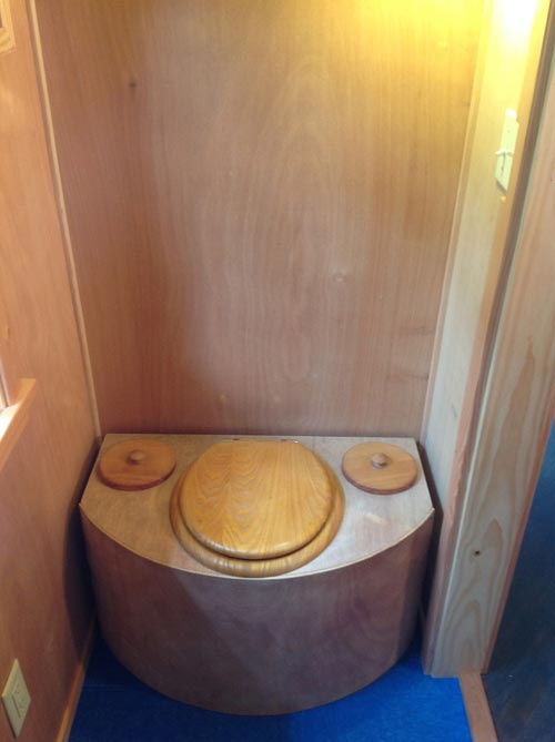 Composting Toilet - Pinafore by Zyl Vardos