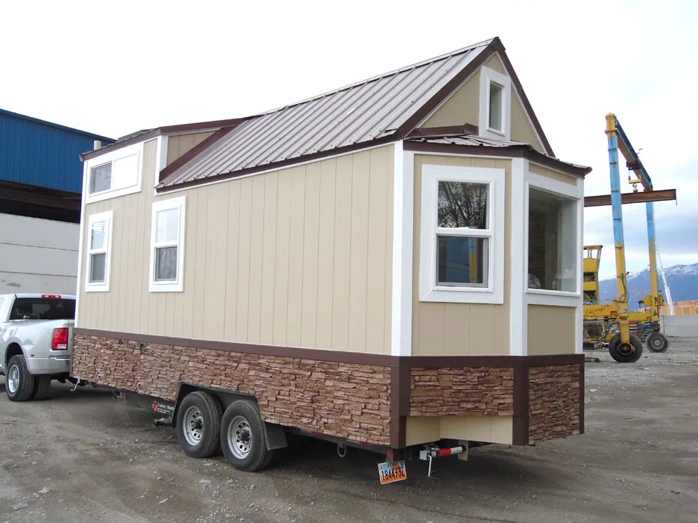 20' Tiny House - Crosswinds by Upper Valley Tiny Homes