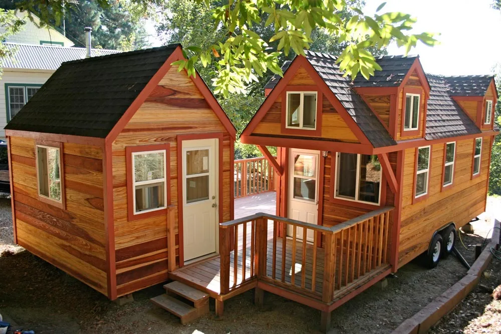 Companion Studio - Dormer Loft Cottage by Molecule Tiny Homes