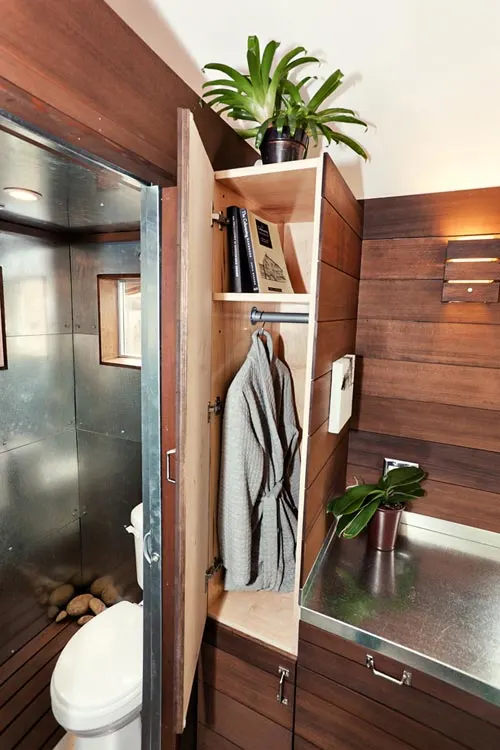Bathroom Closet - Miter Box by Shelter Wise