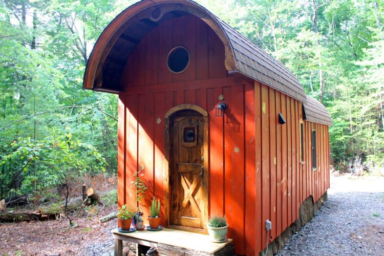 Old Time Caravan by The Unknown Craftsmen