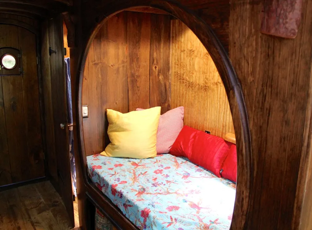 Curved Nook Opening - Old Time Caravan by The Unknown Craftsmen