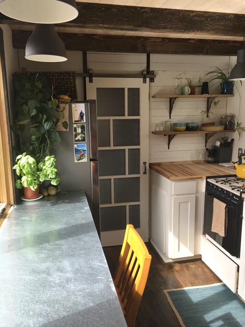 Desk - Tanlers Tiny House