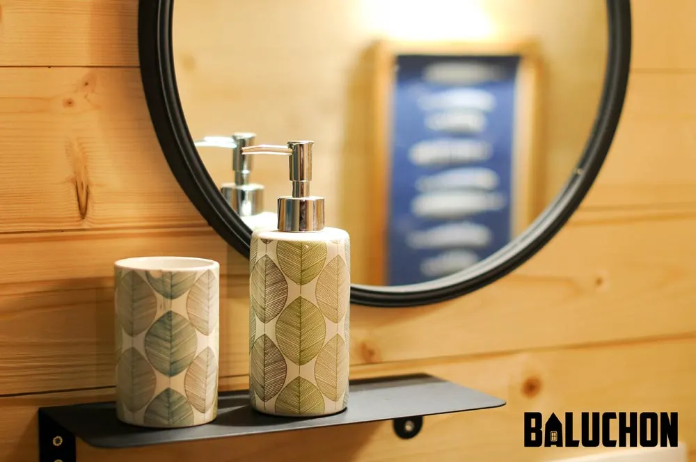 Bathroom Detail - Calypso by Baluchon