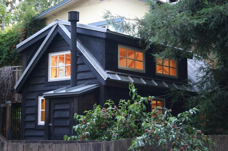 Charwood Cabin by Molecule Tiny Homes