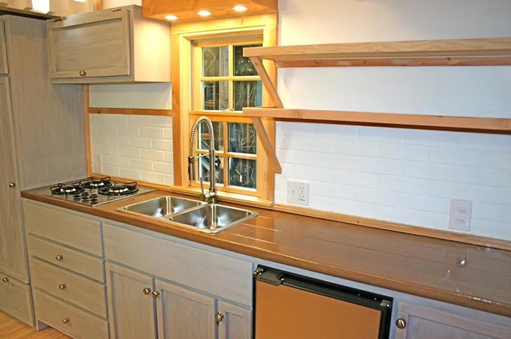 Kitchen Cabinets - Charwood Cabin by Molecule Tiny Homes