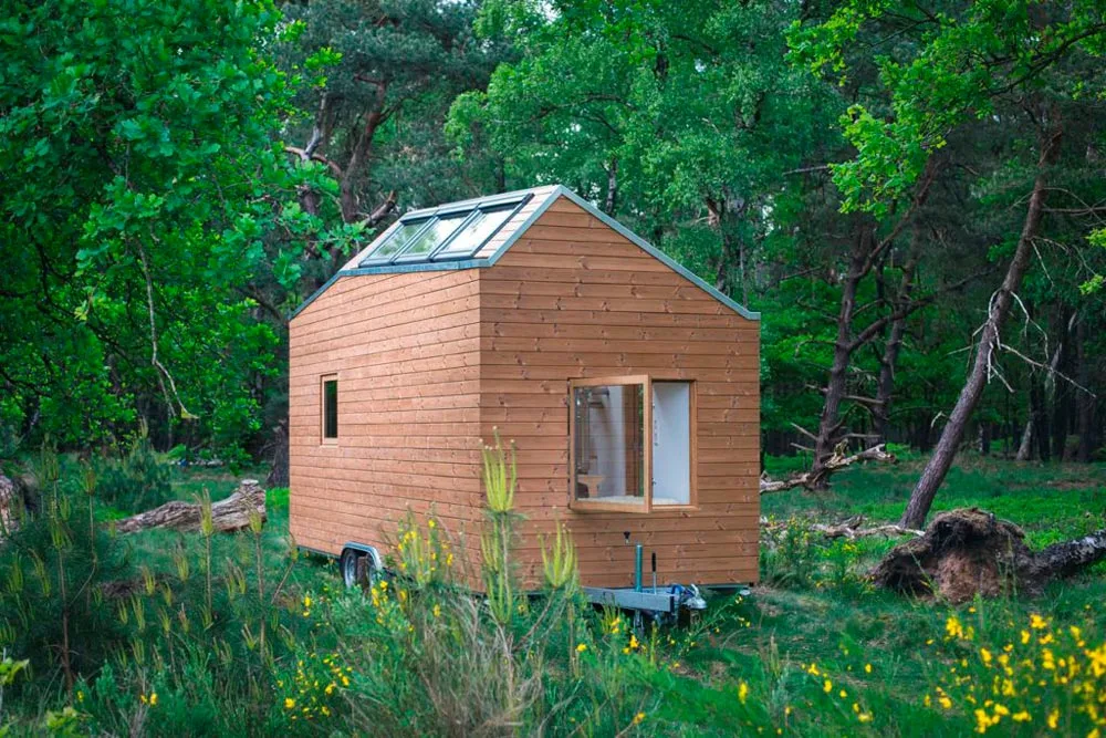 Off Grid Tiny House - Marjolein's Tiny House