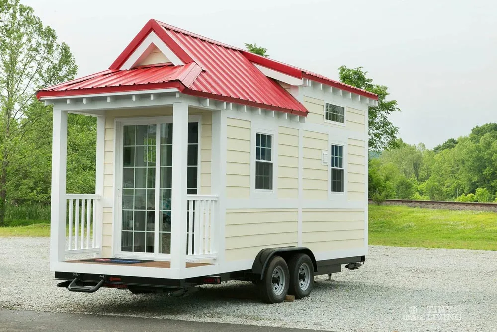 206 sq.ft. Tiny House - Red Shonsie by 84 Lumber