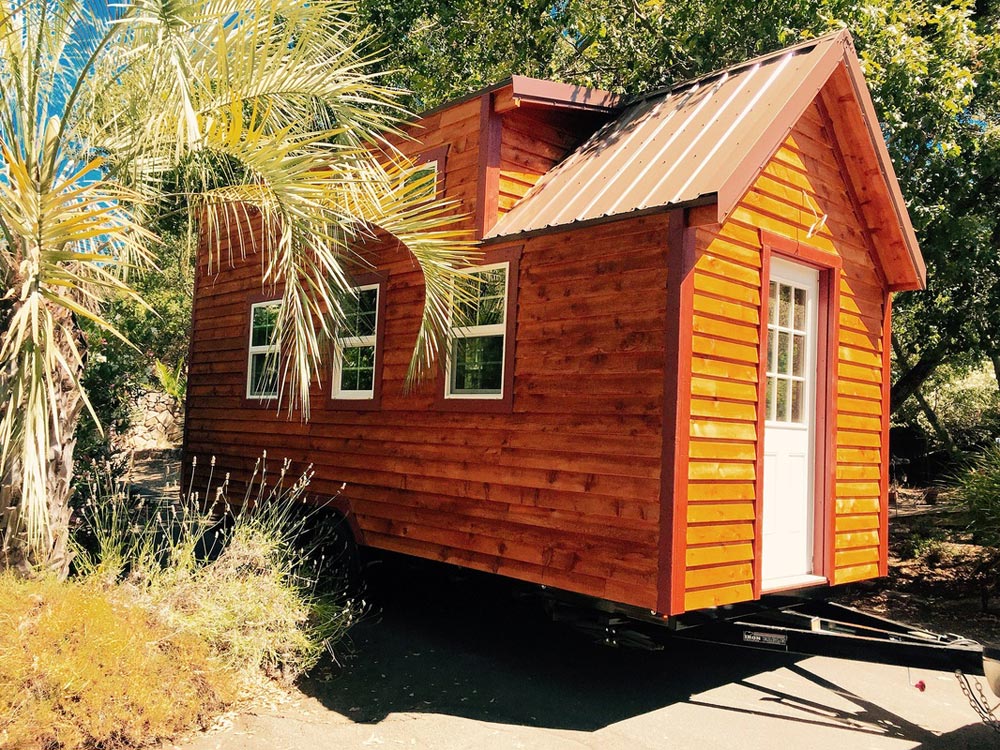 Cedar Exterior - Sonoma by SunWest Tiny Homes