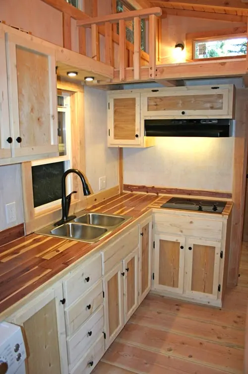 Butcher Block Counters - Venture by Molecule Tiny Homes