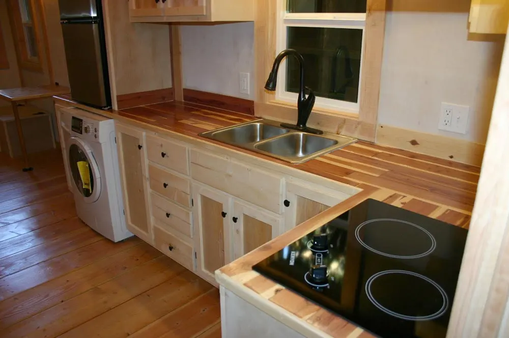 L-Shaped Kitchen - Venture by Molecule Tiny Homes