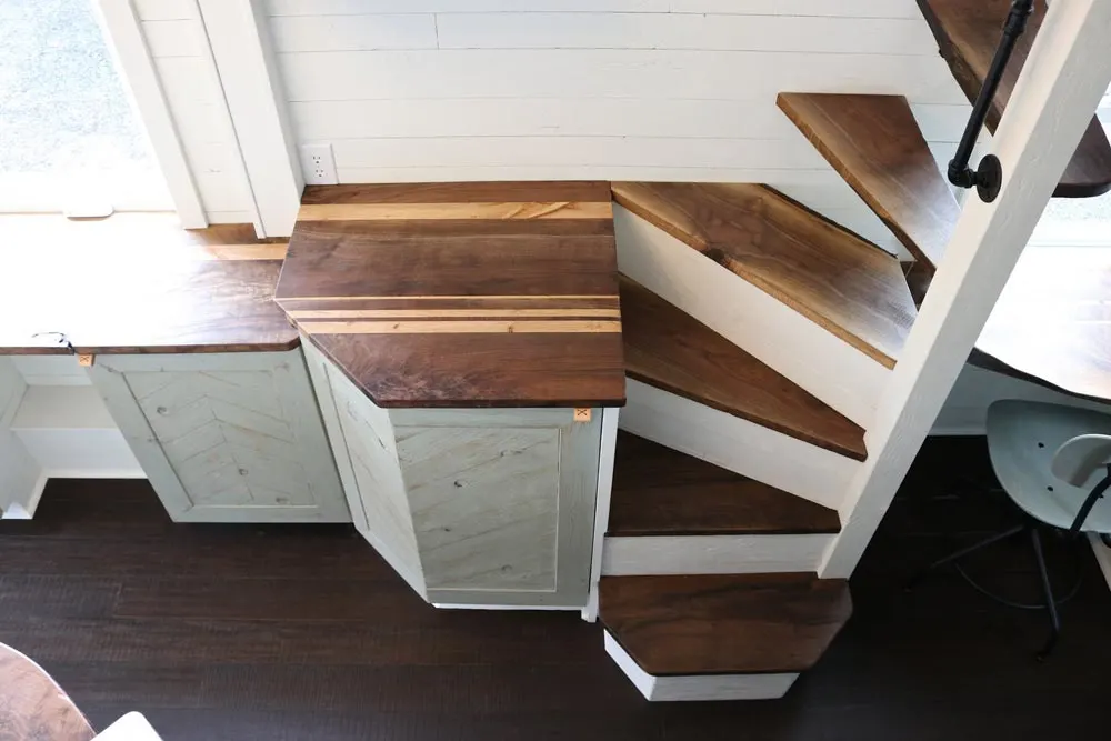 Reclaimed Walnut & Oak Counters - Tiny Getaway by Handcrafted Movement