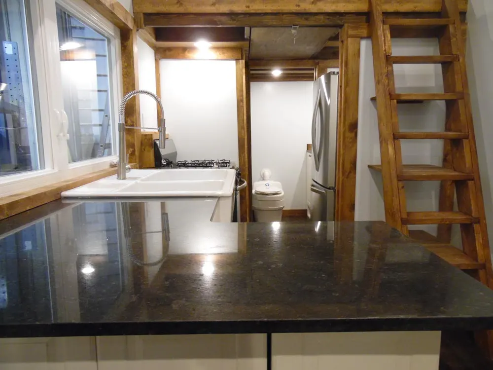 Granite Counters - 27' Off Grid by Upper Valley Tiny Homes