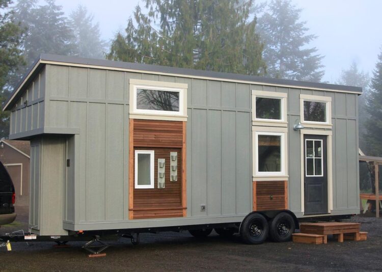 Urban Craftsman by Handcrafted Movement