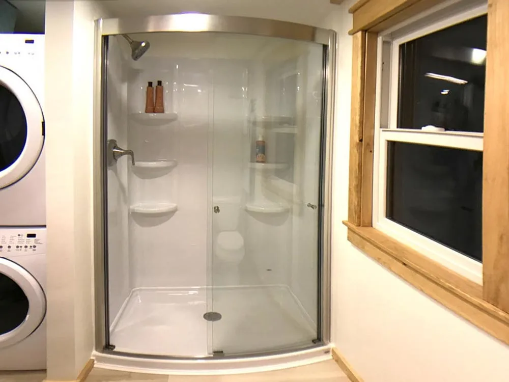 Glass Shower - Amsterdam by Transcend Tiny Homes