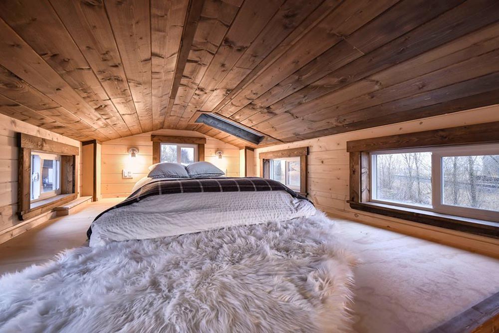 Bedroom Loft - Custom Napa by Mint Tiny Homes