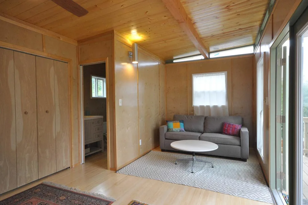 Living Space - Modern Studio + Shed by Kanga Room Systems