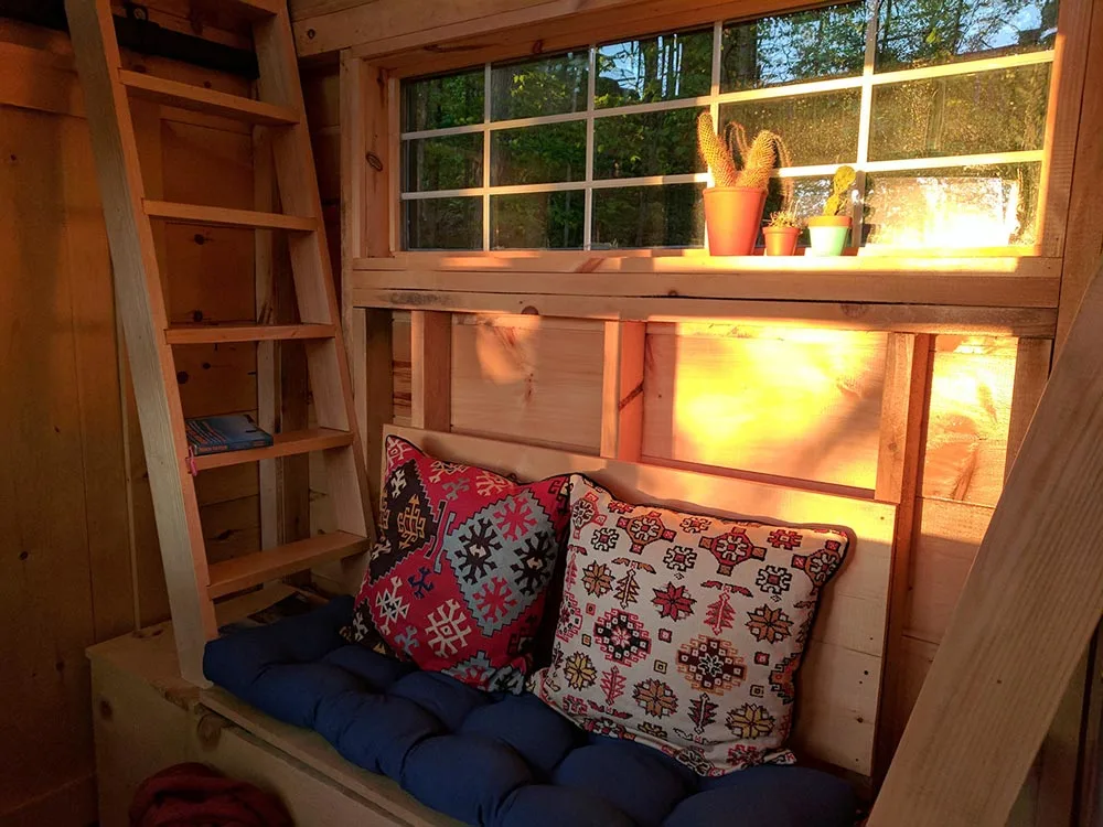 Bench Seat - Auburn by Cabinscape