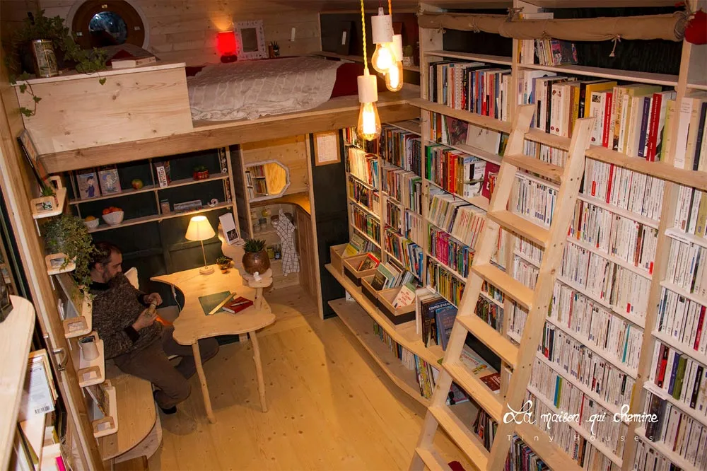 Interior View - Bookshop by La Maison Qui Chemine