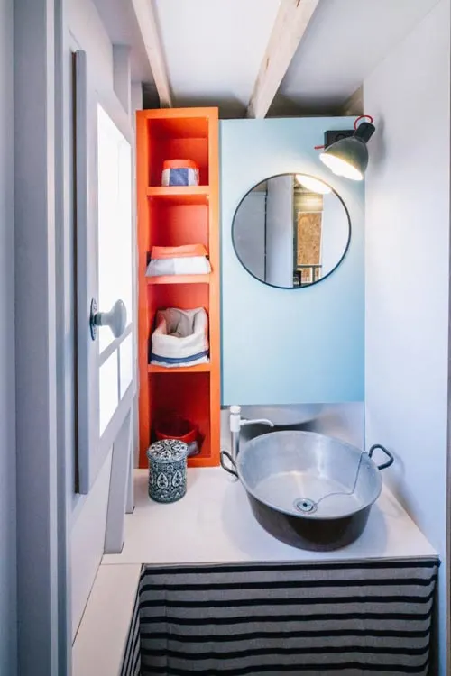 Bathroom - Cahute Tiny House