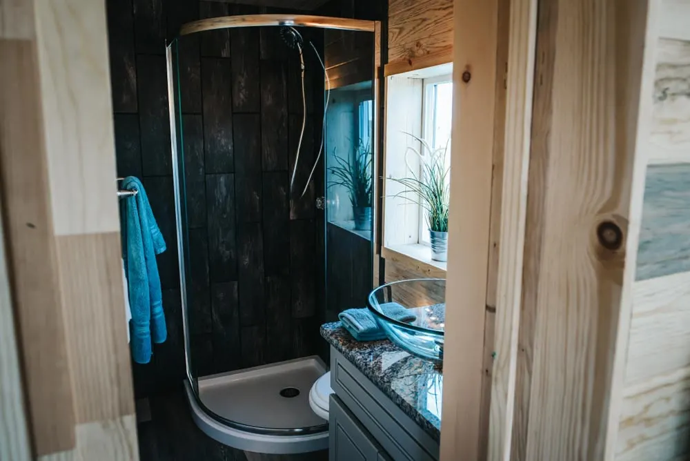 Corner Shower - Four Eagle by The Tiny Home Co.