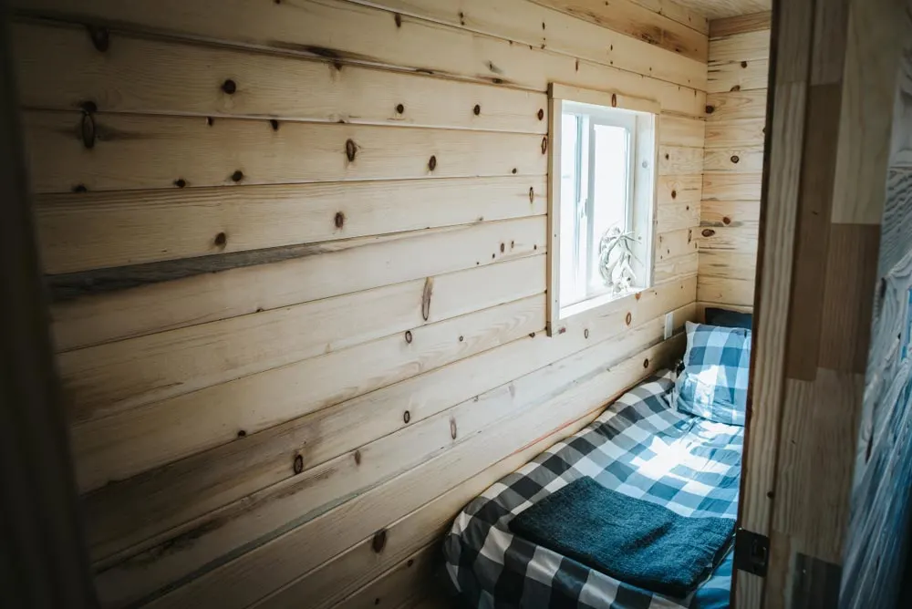Twin Bedroom - Four Eagle by The Tiny Home Co.