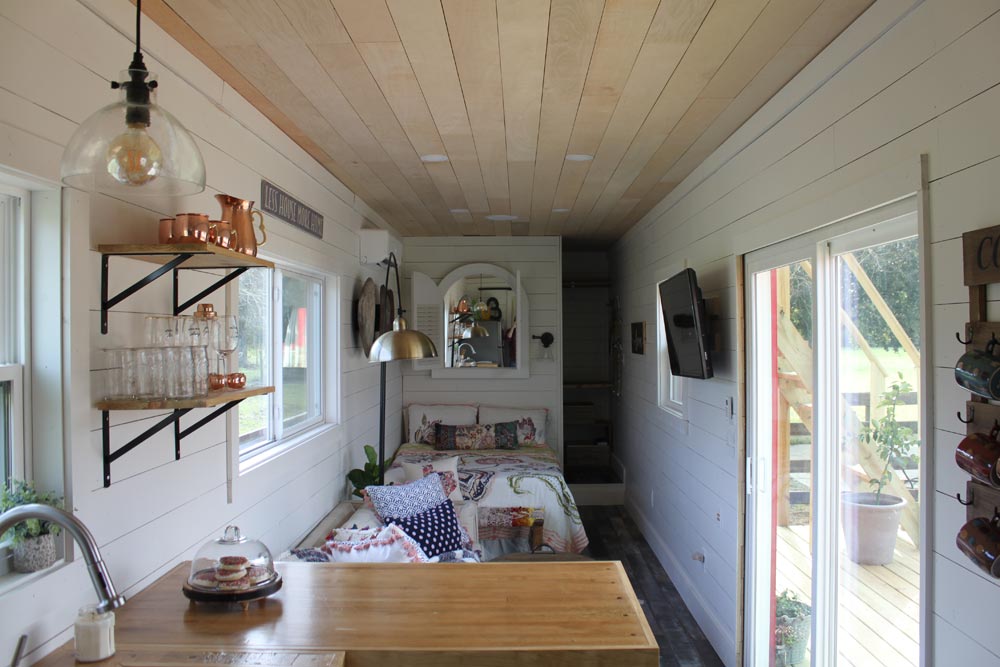 Interior - Rustic Retreat XL by Backcountry Containers