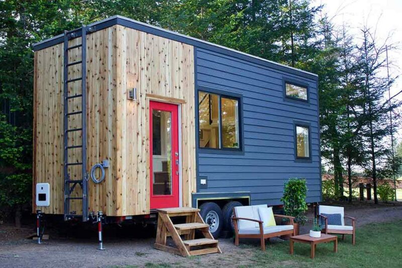 Tiny Home and Garden by Tiny Heirloom