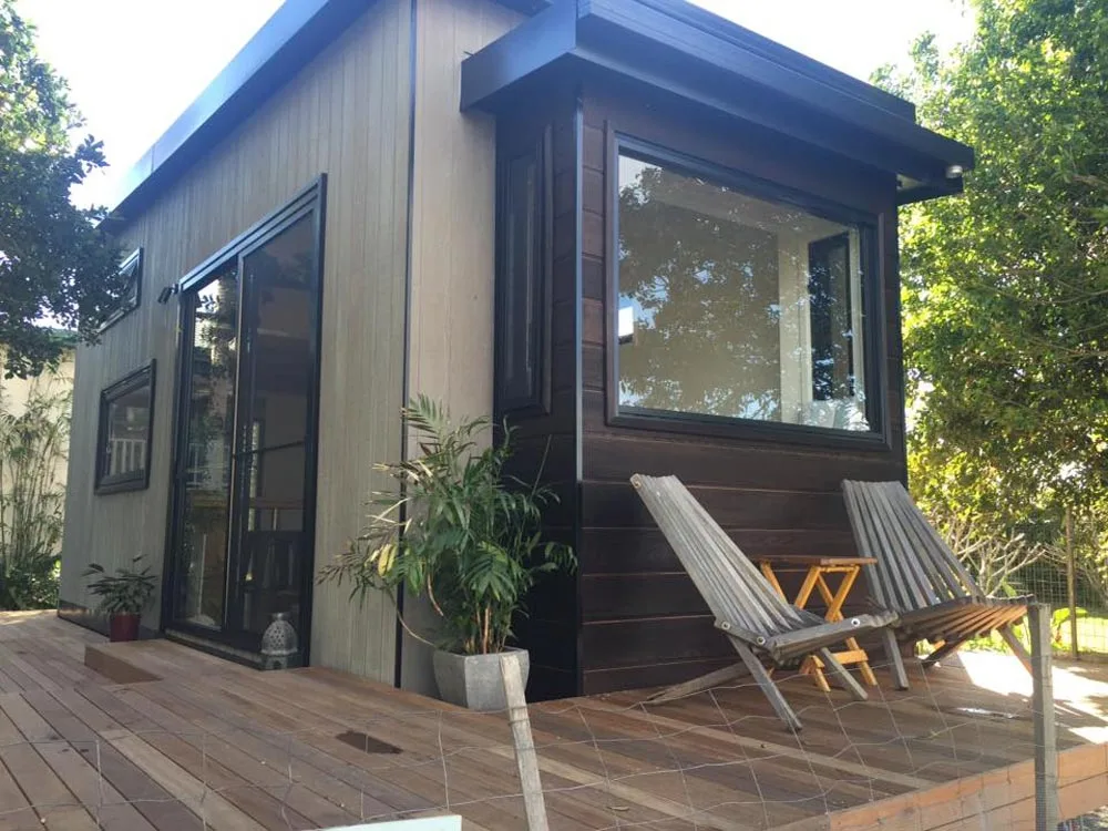 Burnt Cedar Pop-Out - Australian Zen Tiny Home