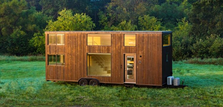 One XL by Escape Traveler