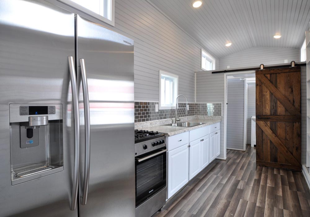Full Size Appliances - Brooke by Tiny House Building Company