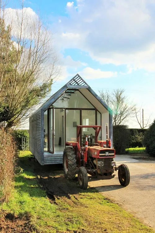 Tractor Pull - Mini Cabin by Contemporary Shepherds Huts