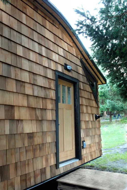 Cedar Siding - Curved 260 Micro Home by Structural Spaces