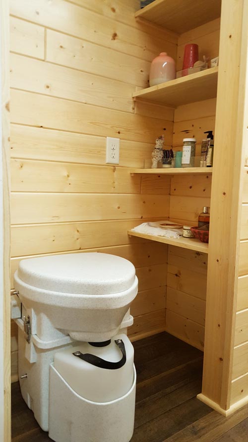 Composting Toilet - Getaway by Glenmark Construction